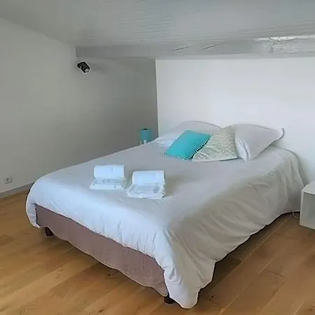 Belle Maison Spacieuse Avec Piscine Et Proche Des Plages *