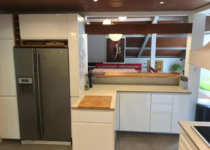 Belle Maison Spacieuse Avec Piscine Et Proche Des Plages